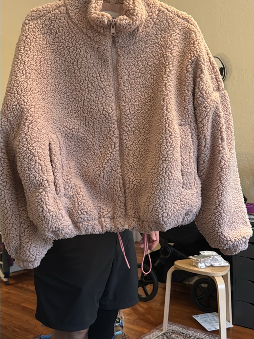 Urban Outfitters Plush Teddy Zip Jacket in Light Mauve